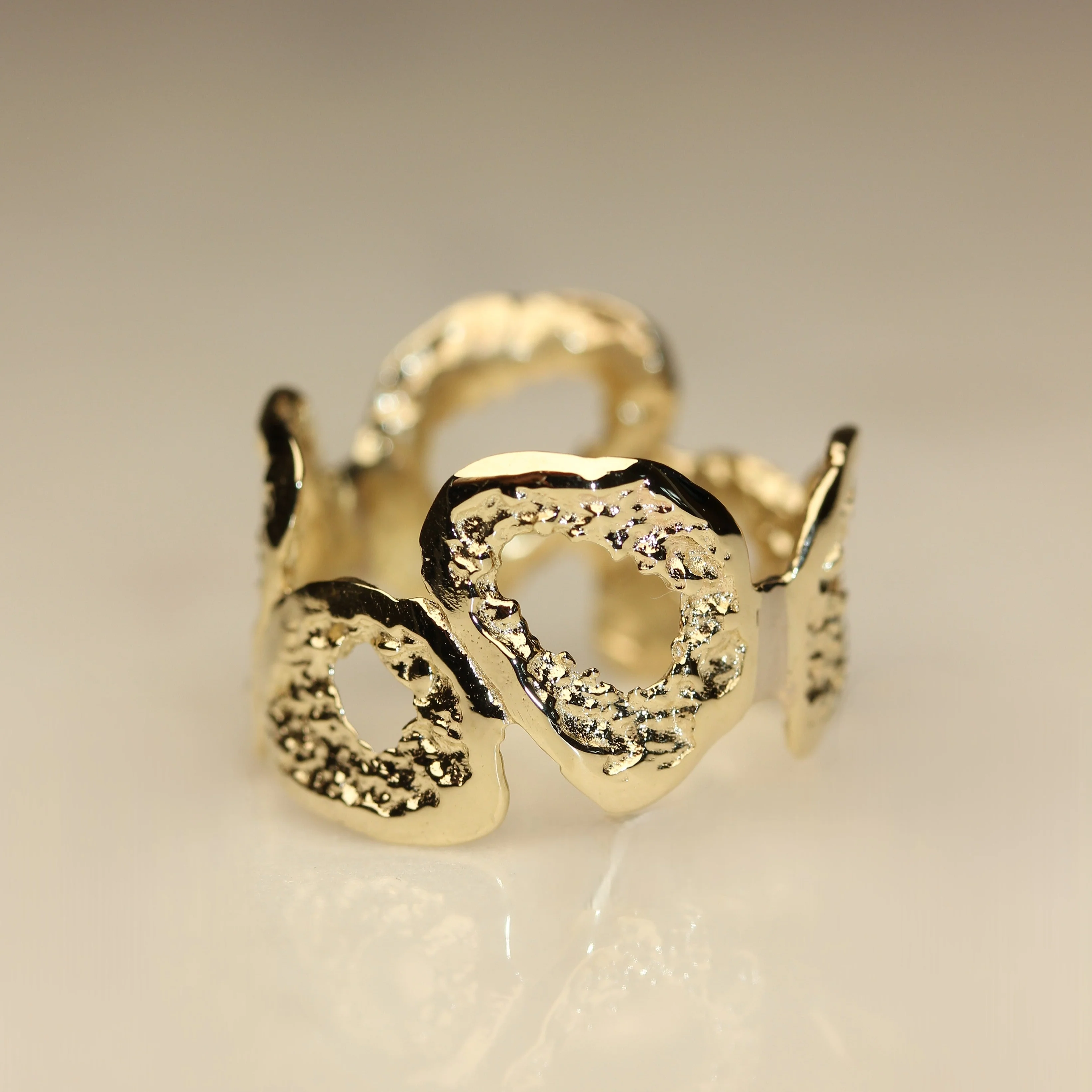 Women's gold ring: VIVA